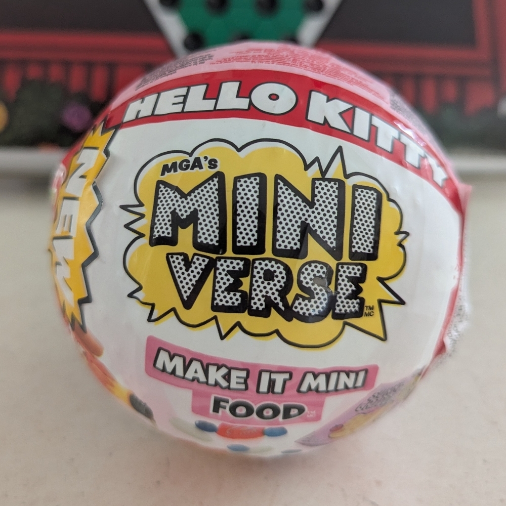 's Hello Kitty Mini Verse Make It Mini Food Toy